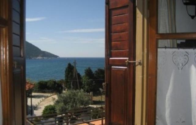 Pleoussa Studio And Apartments Skopelos Dış mekan fotoğraf