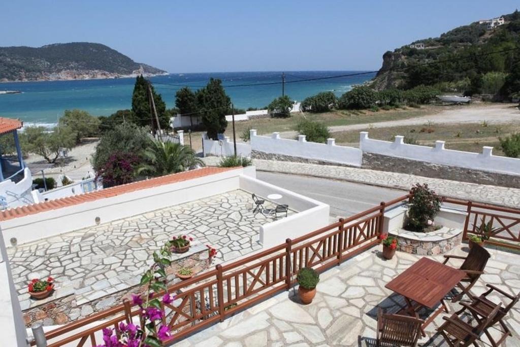 Pleoussa Studio And Apartments Skopelos Dış mekan fotoğraf