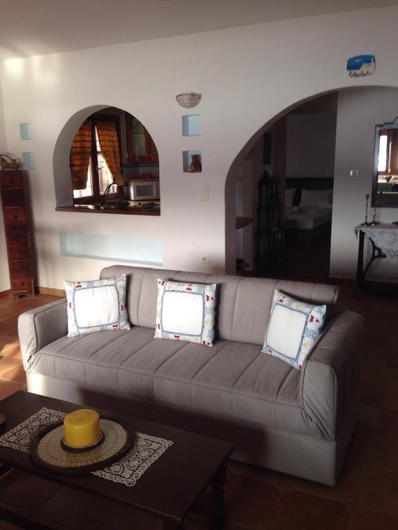 Pleoussa Studio And Apartments Skopelos Dış mekan fotoğraf