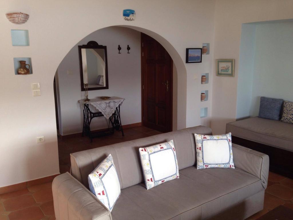 Pleoussa Studio And Apartments Skopelos Dış mekan fotoğraf