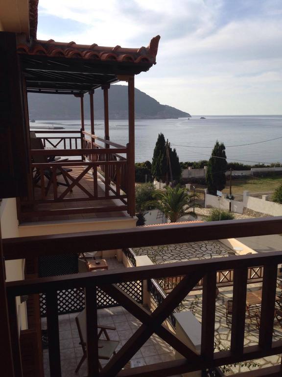 Pleoussa Studio And Apartments Skopelos Dış mekan fotoğraf