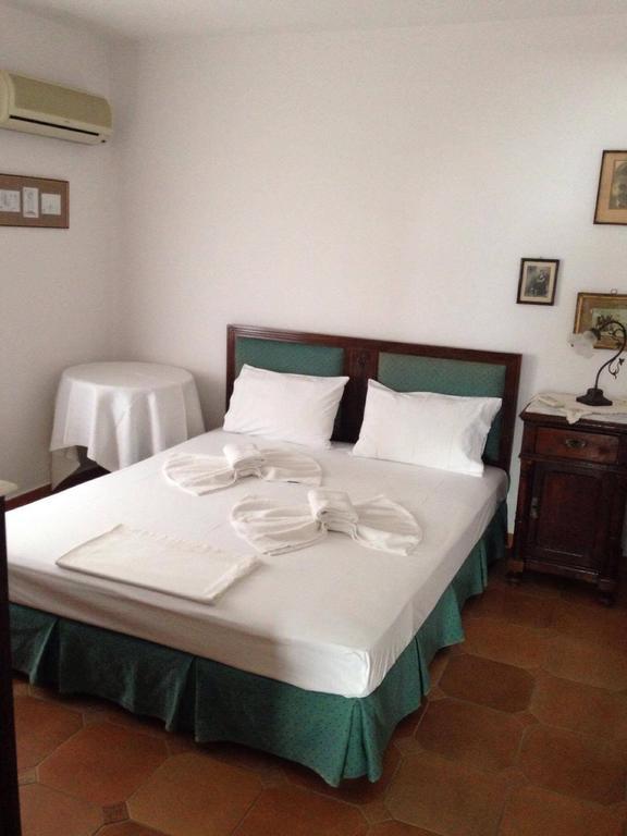 Pleoussa Studio And Apartments Skopelos Dış mekan fotoğraf