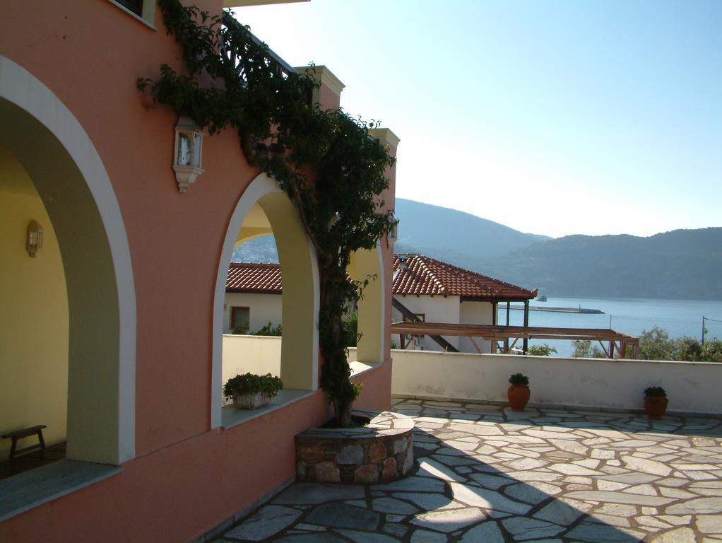 Pleoussa Studio And Apartments Skopelos Dış mekan fotoğraf