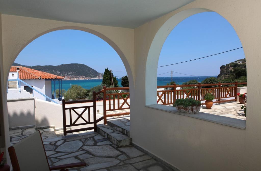 Pleoussa Studio And Apartments Skopelos Dış mekan fotoğraf