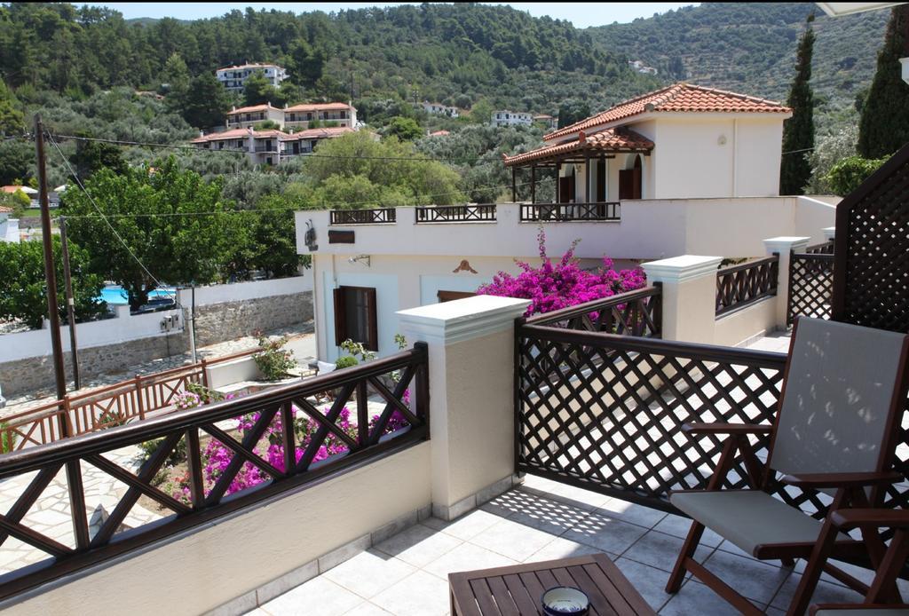 Pleoussa Studio And Apartments Skopelos Dış mekan fotoğraf