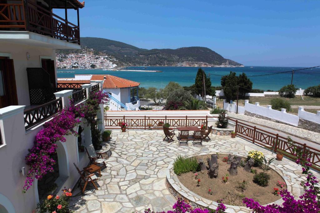 Pleoussa Studio And Apartments Skopelos Dış mekan fotoğraf